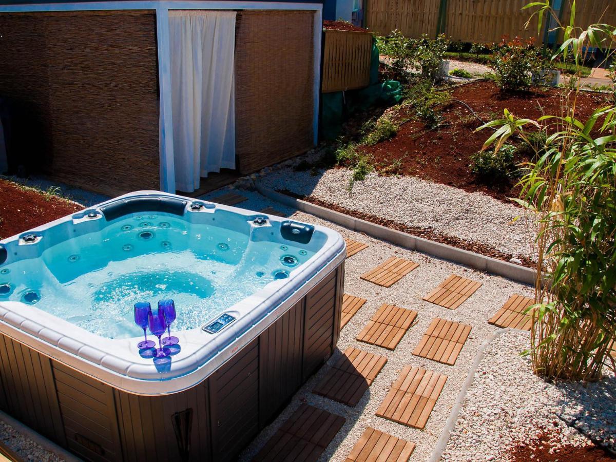Holiday Home Camping Kastanija-1 By Interhome Rovinj Luaran gambar